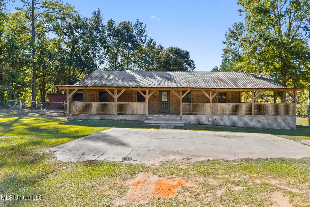 126 Short Leaf Lane, Lucedale, MS 39452 - Image #1