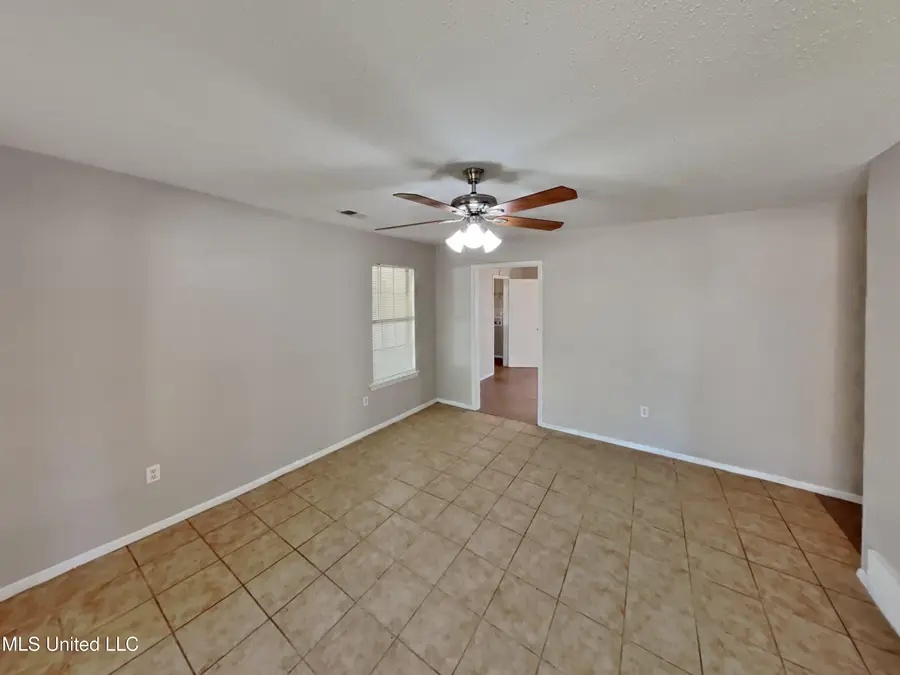 10369 French Fort Drive, Olive Branch, MS 38654 - Image #3