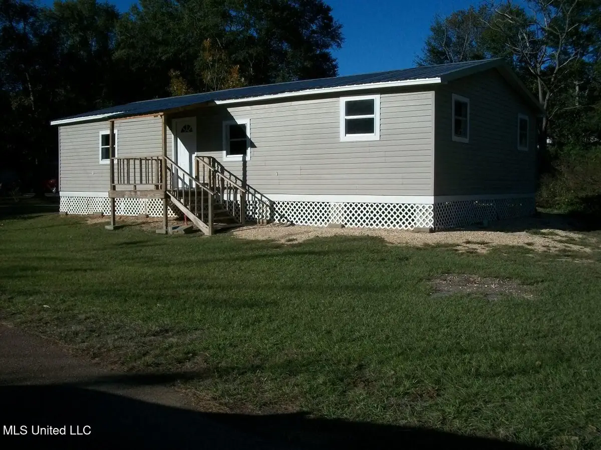 42 Railroad Avenue, Bude, MS 39630 - Image #1