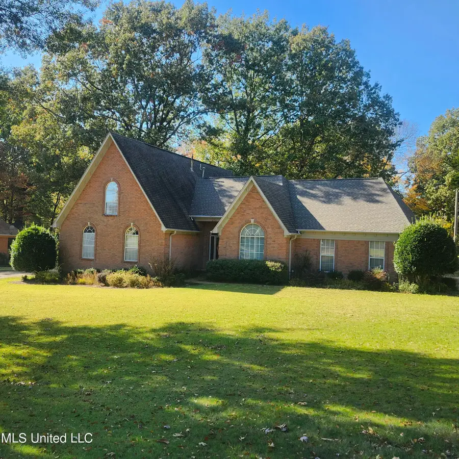 8321 Windersgate Drive, Olive Branch, MS 38654 - Image #2