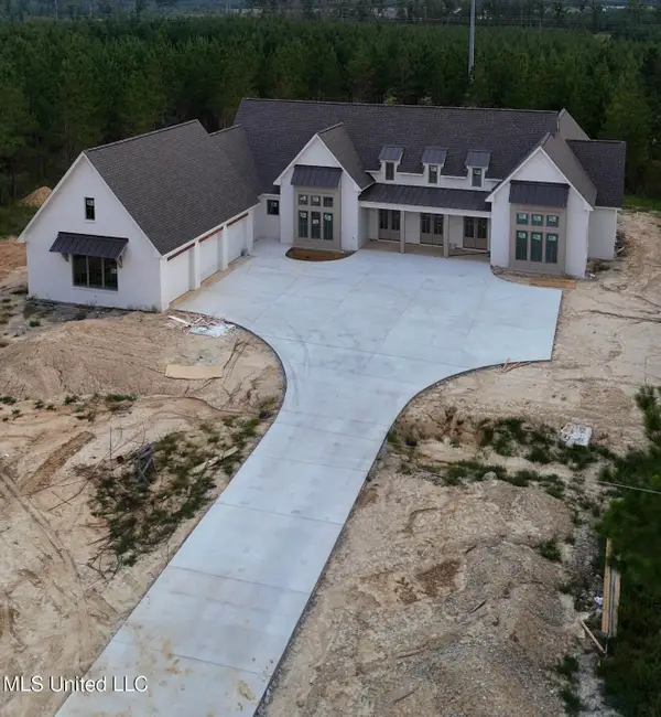 1208 Patriotic Circle, Brandon, MS 39047