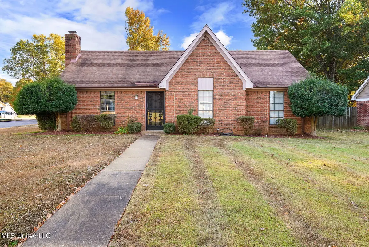 10023 Goodman Road, Olive Branch, MS 38654 - Image #1