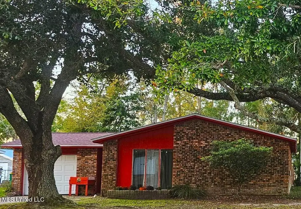 15300 Lansing Drive, Biloxi, MS 39532 - Image #1