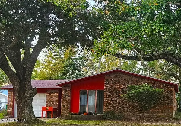 15300 Lansing Drive, Biloxi, MS 39532