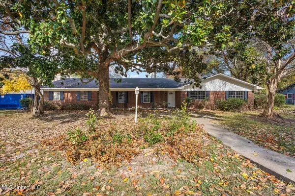 307 E Eighteenth Street, Yazoo City, MS 39194