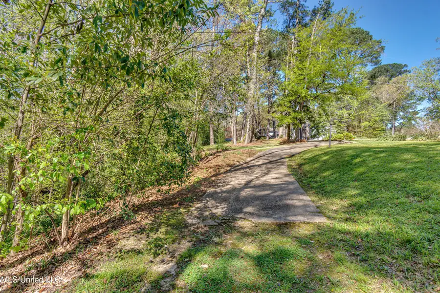 200 Ridge Drive, Jackson, MS 39216 - Image #3