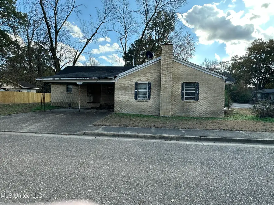 100 Woods Street, Batesville, MS 38606 - Image #2