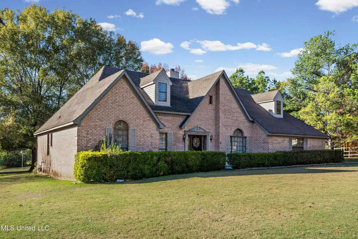 5085 Windy Ridge Drive, Southaven, MS 38671 - Image #1