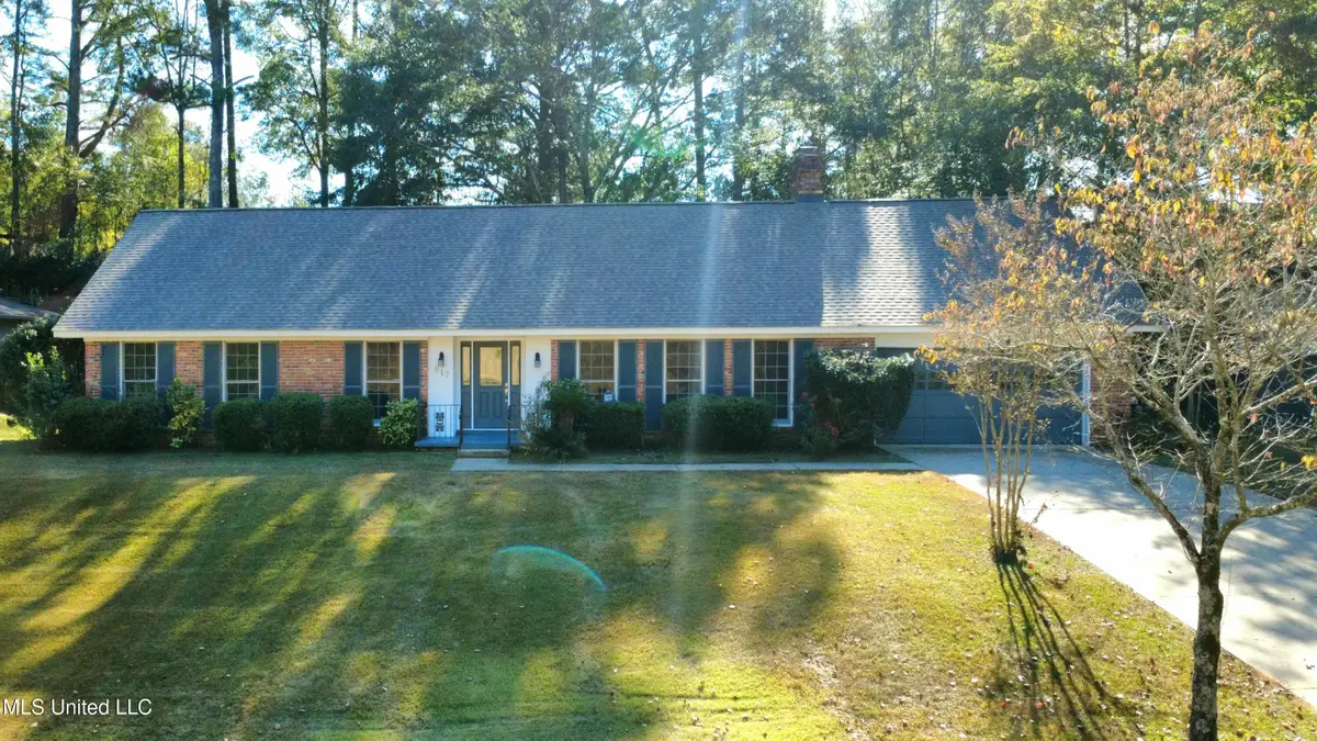 517 N Hills Street, Meridian, MS 39305 - Image #1