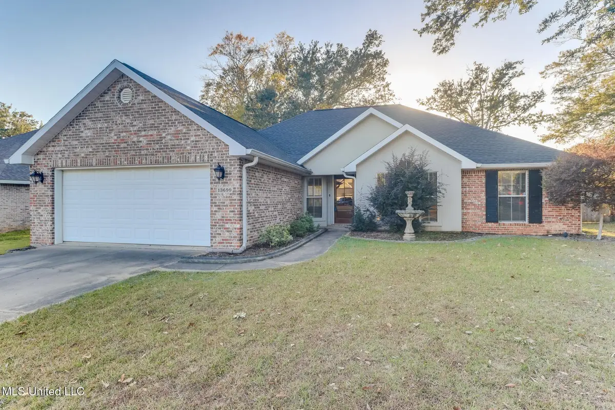 13699 Hidden Oaks Drive, Gulfport, MS 39503 - Image #1