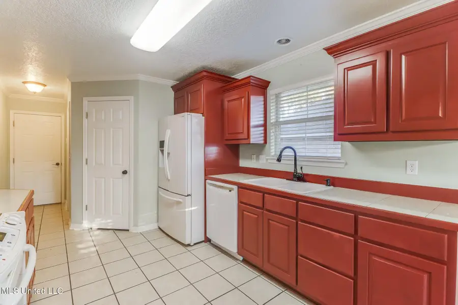 13699 Hidden Oaks Drive, Gulfport, MS 39503 - Image #2