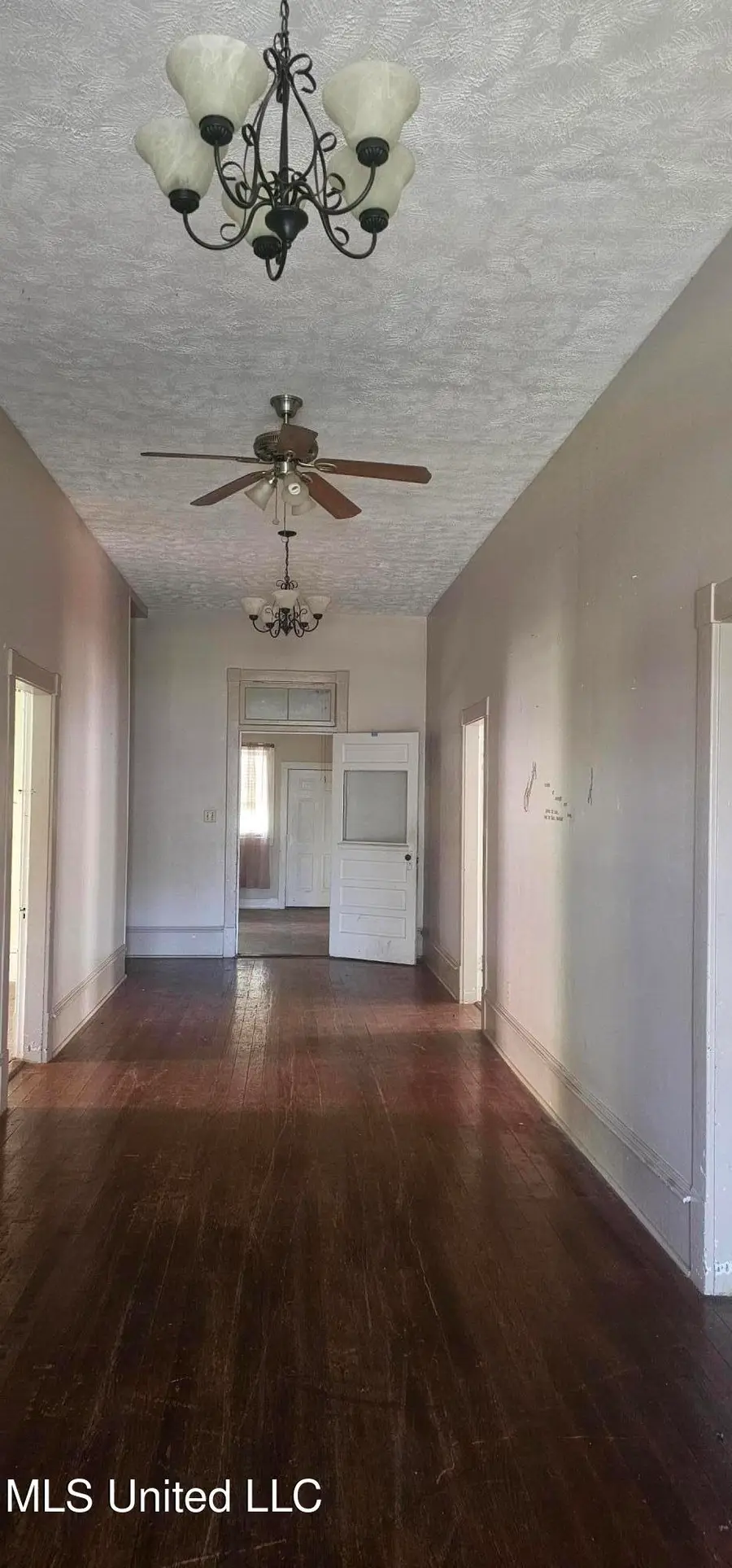 220 Calhoun Avenue, Yazoo City, MS 39194 - Image #2