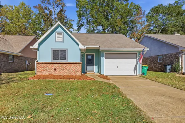 72 Lamplighter Road, Pearl, MS 39208