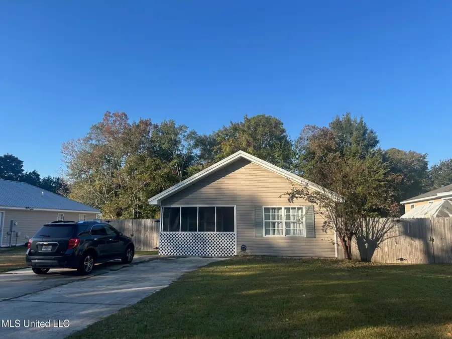 3040 Highland Avenue, Diberville, MS 39540 - Image #2