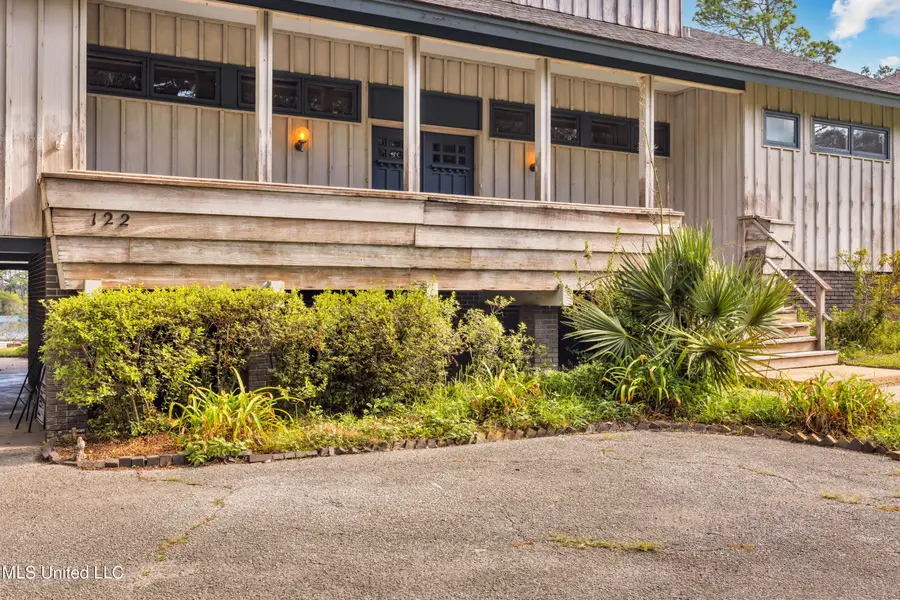 122 Bayou Circle, Gulfport, MS 39507 - Image #2