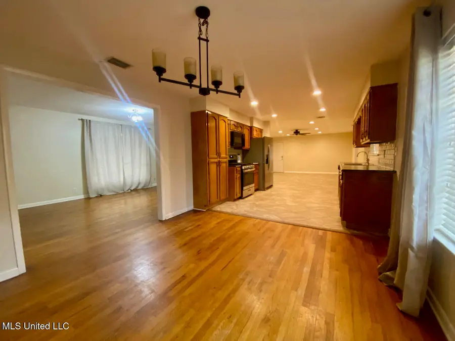 121 Ridgecrest Street, Lucedale, MS 39452 - Image #3