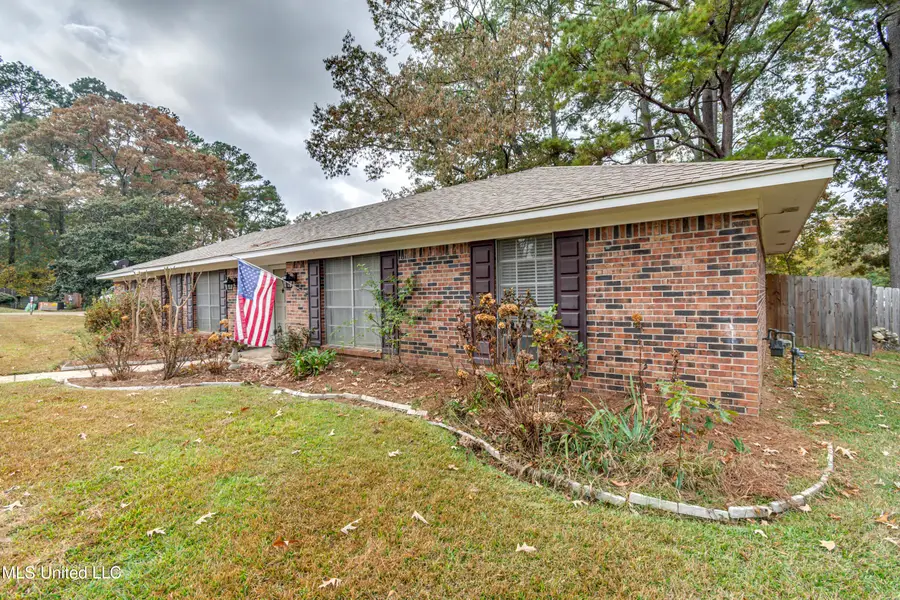 100 Fairdale Place, Brandon, MS 39042 - Image #3