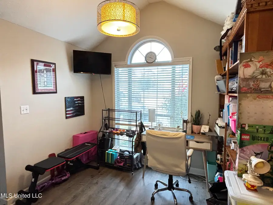 145 Chesapeake Avenue, Brandon, MS 39047 - Image #3