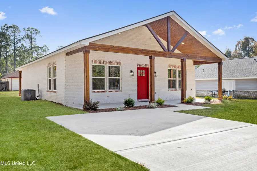 1908 Barracuda Drive, Gautier, MS 39553 - Image #2