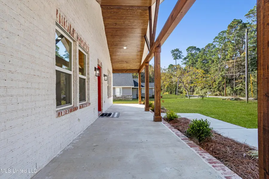 1908 Barracuda Drive, Gautier, MS 39553 - Image #3