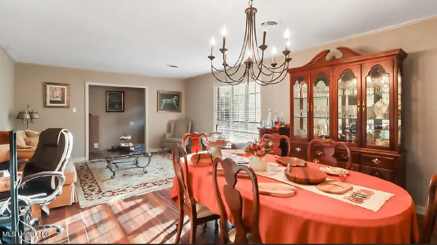 223 Redbud Drive, Vicksburg, MS 39180 - Image #2