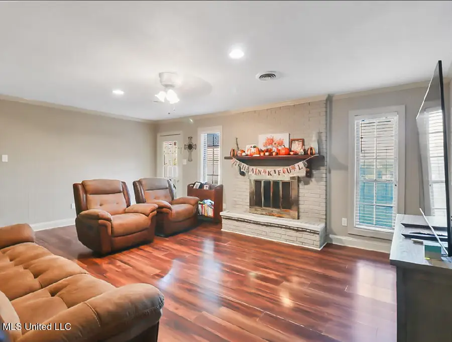 223 Redbud Drive, Vicksburg, MS 39180 - Image #3