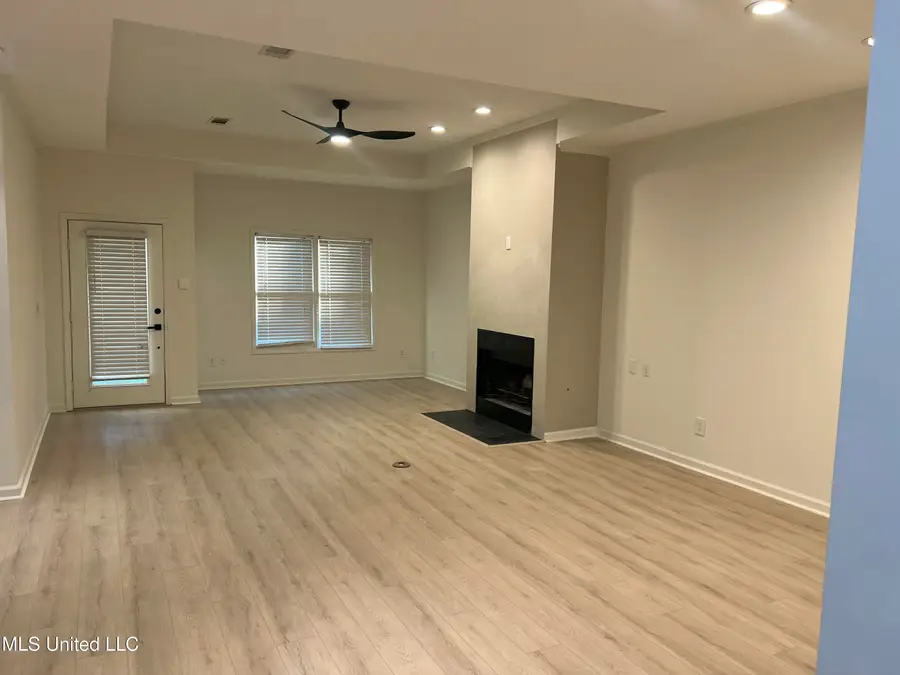 921 Bayridge Drive, Jackson, MS 39211 - Image #3