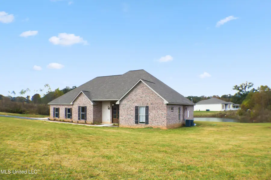 1030 Greenbrier Lane, McComb, MS 39648 - Image #2