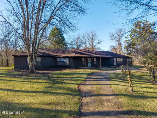 2354a Enid Dam Road, Pope, MS 38658
