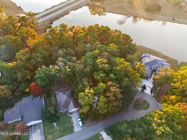 Kini Place, Diamondhead, MS 39525