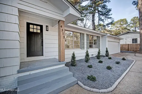 4313 Ridgewood Road, Jackson, MS 39211