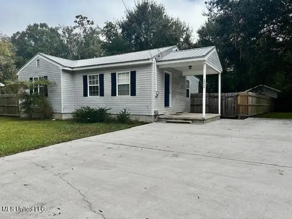 3024 Woodlawn Avenue, Moss Point, MS 39563