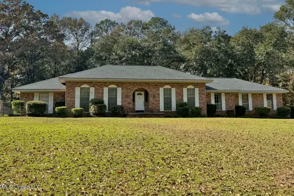 73 Birchwood Lane, Lucedale, MS 39452