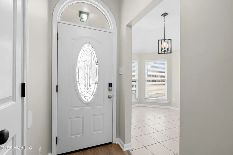 12694 Fox Run Drive, Olive Branch, MS 38654 - Image #3