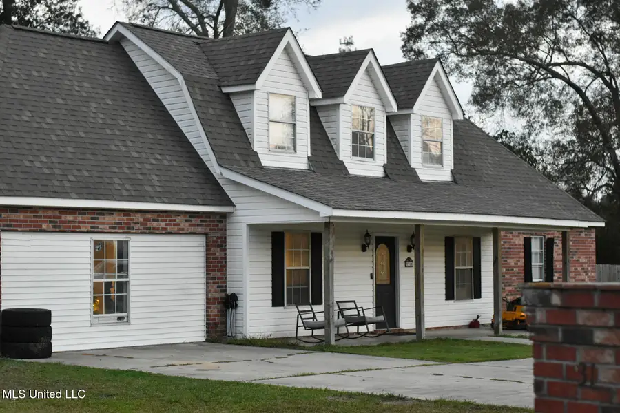 31 Escape Drive, Carriere, MS 39426 - Image #3