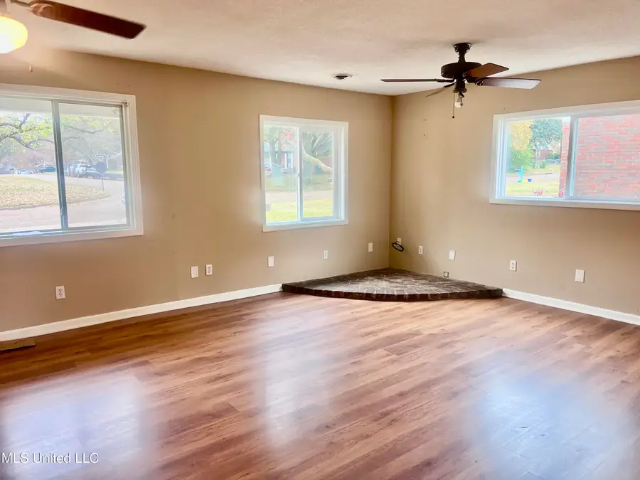 8281 Whitehead, Southaven, MS 38671 - Image #2