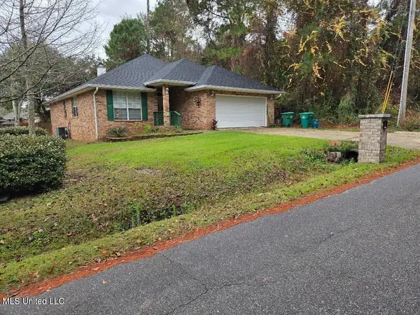 99118 Koloa Street, Diamondhead, MS 39525