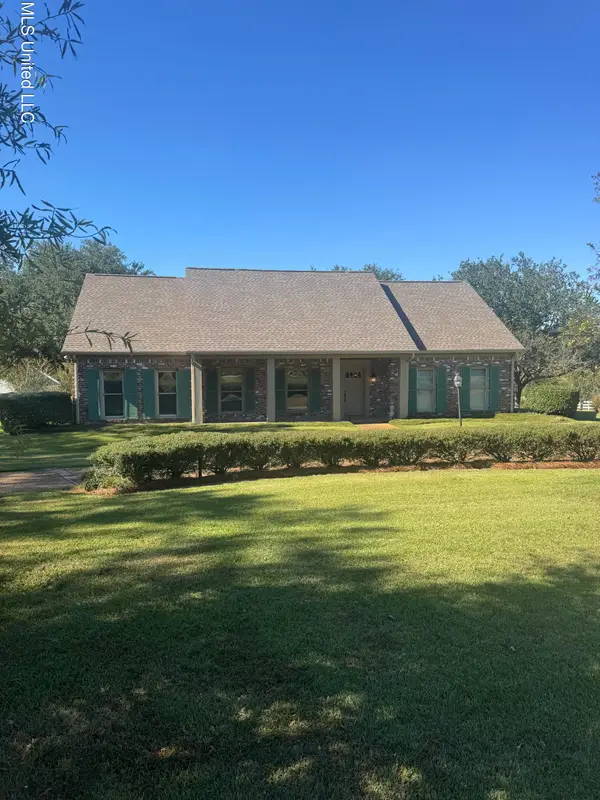 21 Twelve Oaks Drive, Madison, MS 39110