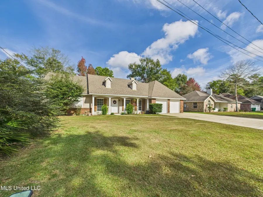 9220 Live Oak Avenue, Ocean Springs, MS 39564 - Image #3
