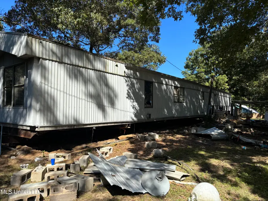 1128 Johnston Chapel Road, Summit, MS 39666 - Image #3