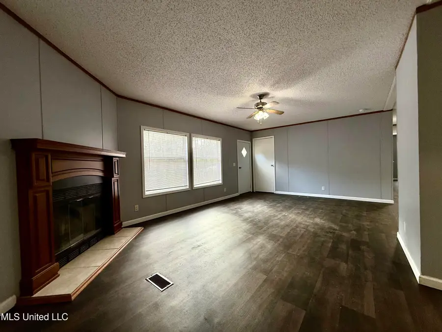 907 SE Sidney Trail Trail, Bogue Chitto, MS 39629 - Image #2