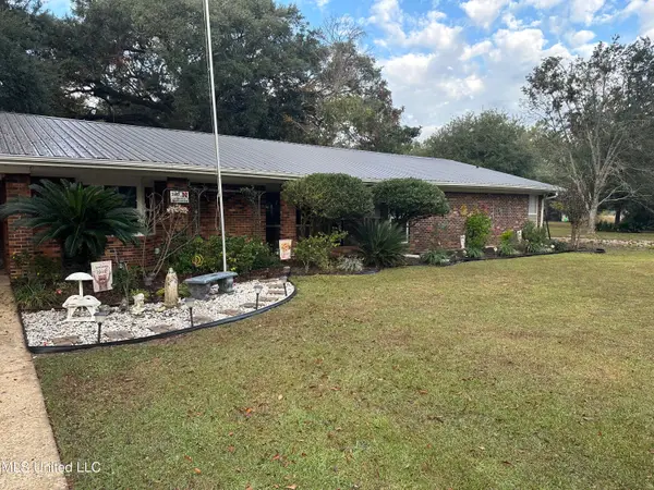 2417 N Orrell Street, Gautier, MS 39553