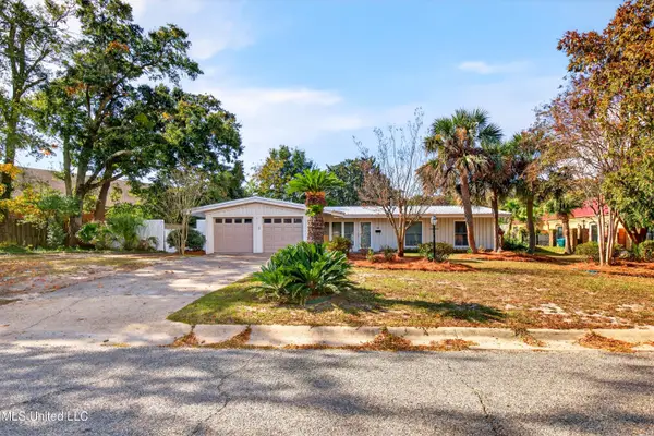 15 Woodglen Drive, Gulfport, MS 39507