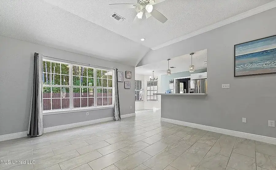 6911 S Pinehurst Drive, Ocean Springs, MS 39564 - Image #2