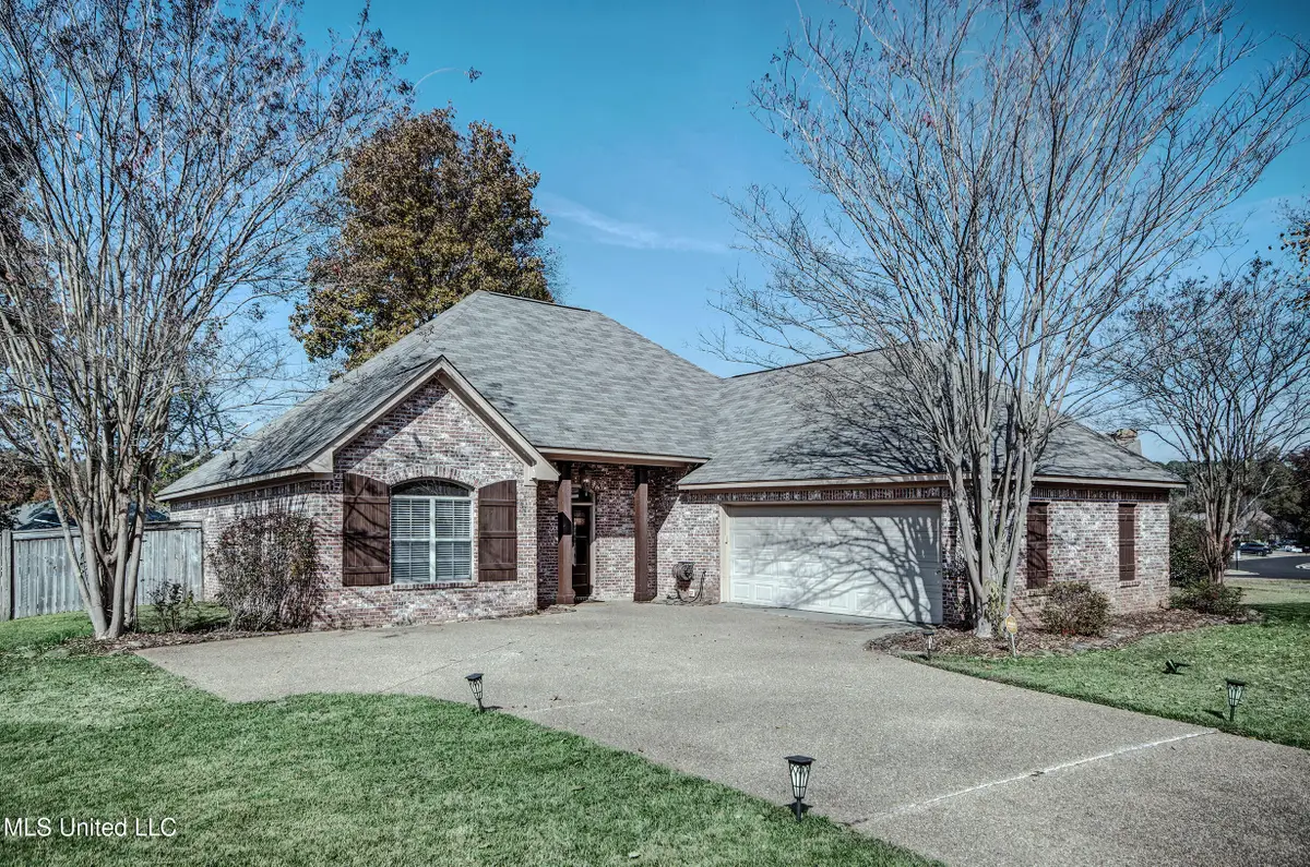 243 E Pinebrook Drive, Brandon, MS 39047 - Image #1