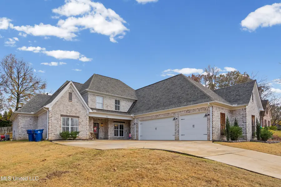 1394 Stone Gate Drive, Hernando, MS 38632 - Image #3