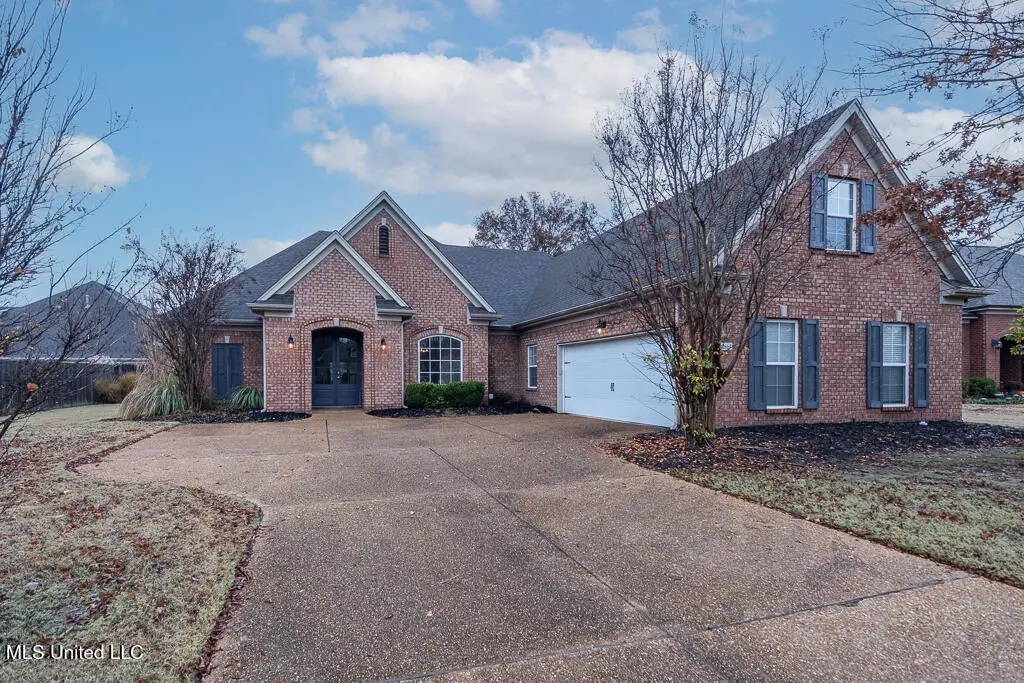 2864 Summer Oaks Place, Southaven, MS 38672 - Image #1