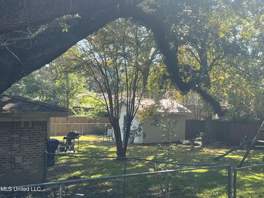 204 Biddix Street, Ocean Springs, MS 39564 - Image #3