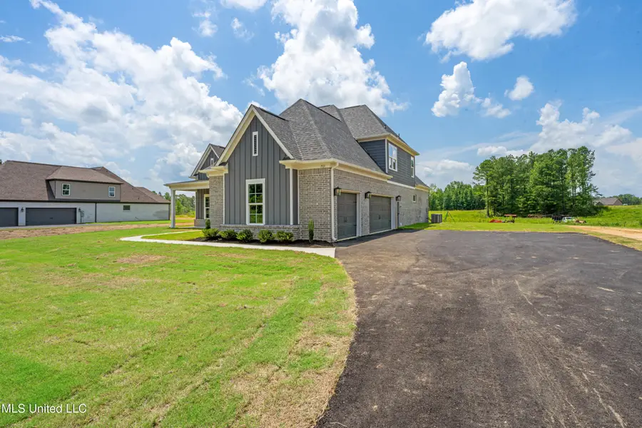 1762 Cane Creek Drive, Hernando, MS 38632 - Image #2
