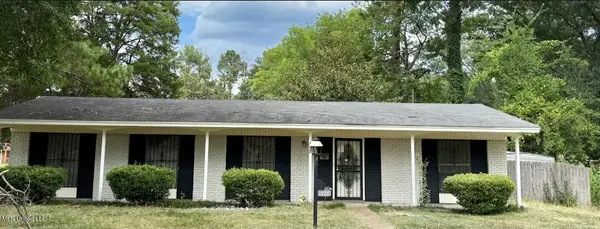 2520 Queensroad Avenue, Jackson, MS 39213
